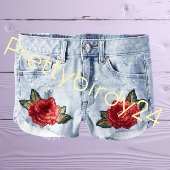 Retro AEO Light Rose Appliqué Patch Hi-Rise Shortie